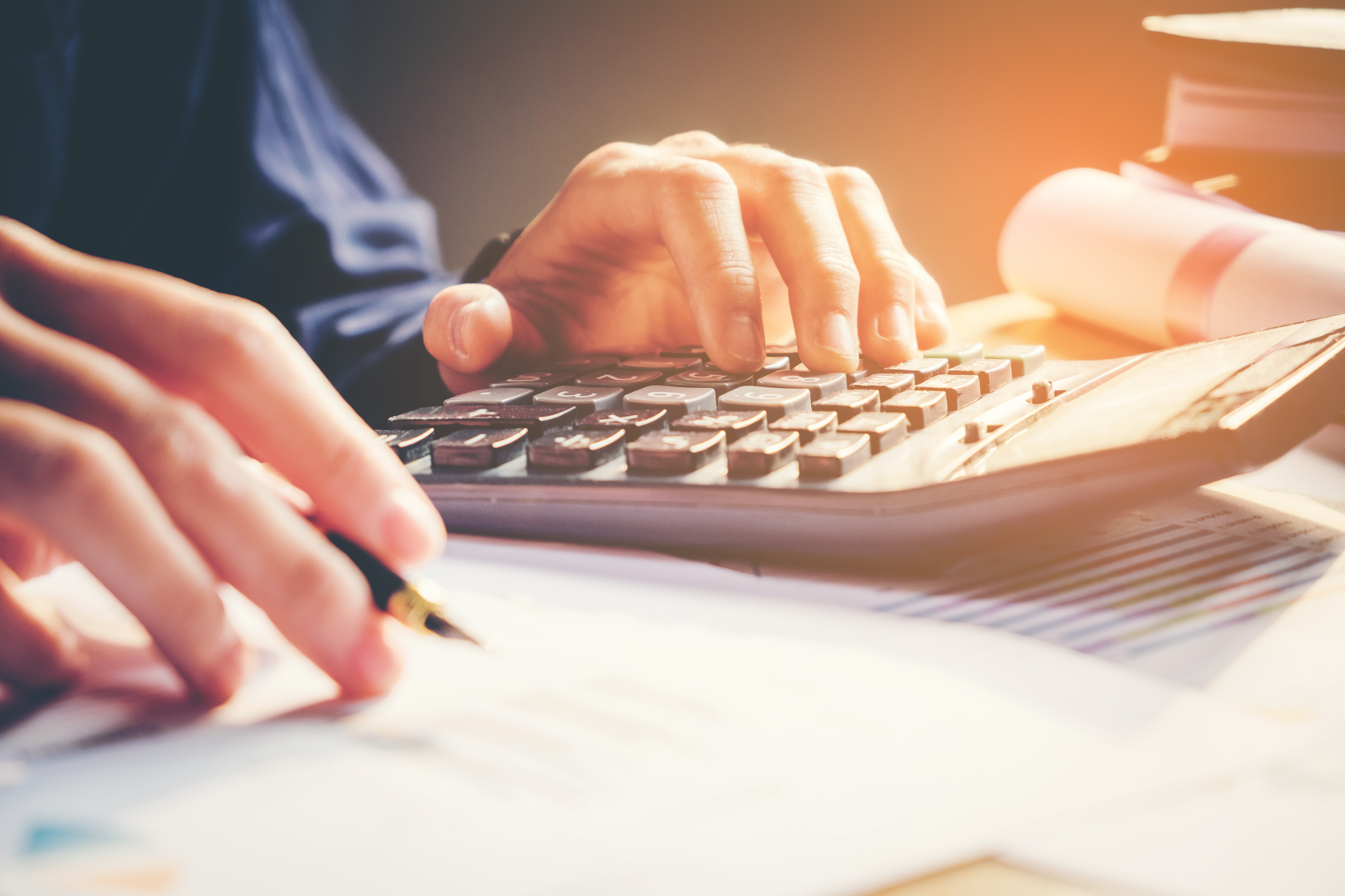 Should You Switch From Accrual to the Cash Method Of Accounting?